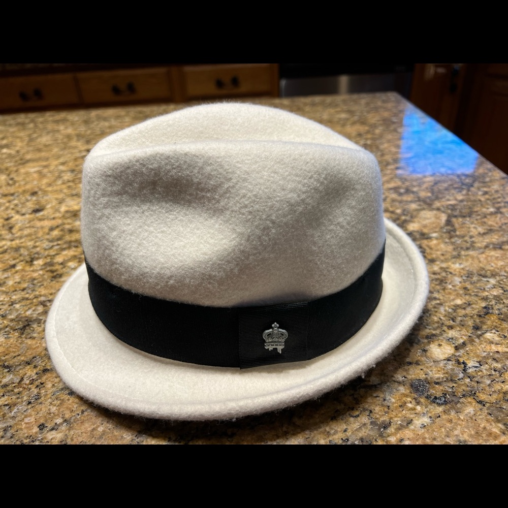 CHRYSTY’S hat womens size OS